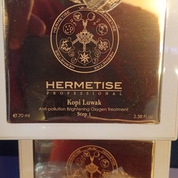 Manny different face creams - Picture 5 of 13